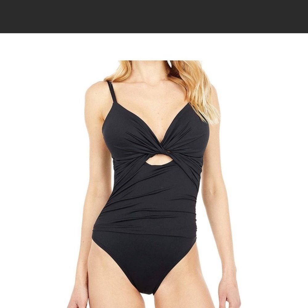 Island Goddess Twist Keyhole One Piece - Black